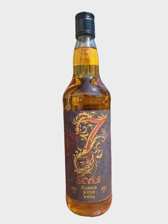 Seven Blended Scotch Whisky 40 %